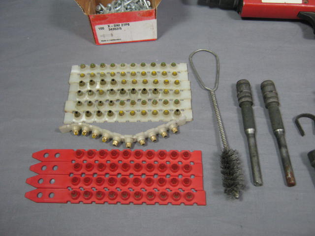 Hilti DX 35 Powder Actuated Nail Stud Gun Tool Kit + NR 5