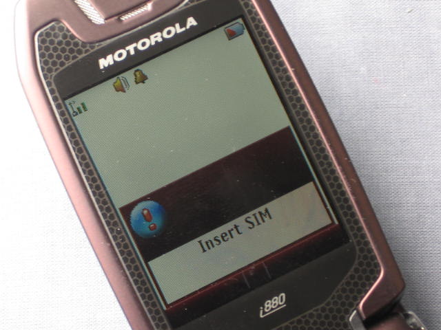 2 Nextel Motorola i880 Camera Cell Phones 2 2GB Cards + 5