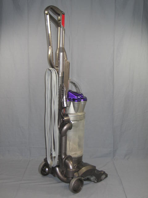 Dyson DC17 Absolute Animal Bagless Upright Vacuum NR!! 4