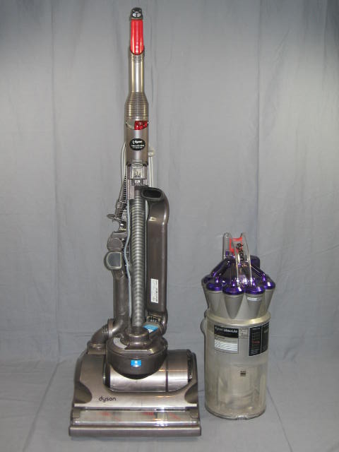Dyson DC17 Absolute Animal Bagless Upright Vacuum NR!! 5