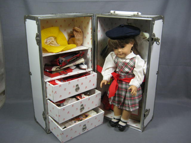 Pleasant Company Molly American Girl Lot Doll Clothes Outfits Accessories Trunk+