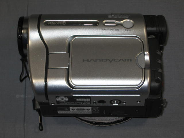 Sony Handycam CCD-TRV138 Video Camera Recorder Hi8 NR! 1