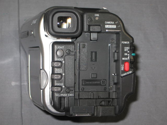 Sony Handycam CCD-TRV138 Video Camera Recorder Hi8 NR! 4
