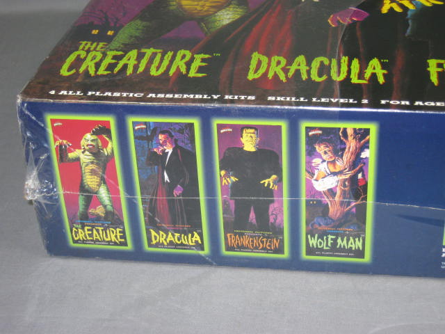 NEW Aurora Monsters Frightening 4 Pack Creature Dracula Frankenstein Wolf Man NR 1