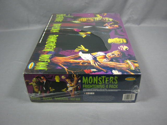 NEW Aurora Monsters Frightening 4 Pack Creature Dracula Frankenstein Wolf Man NR 3