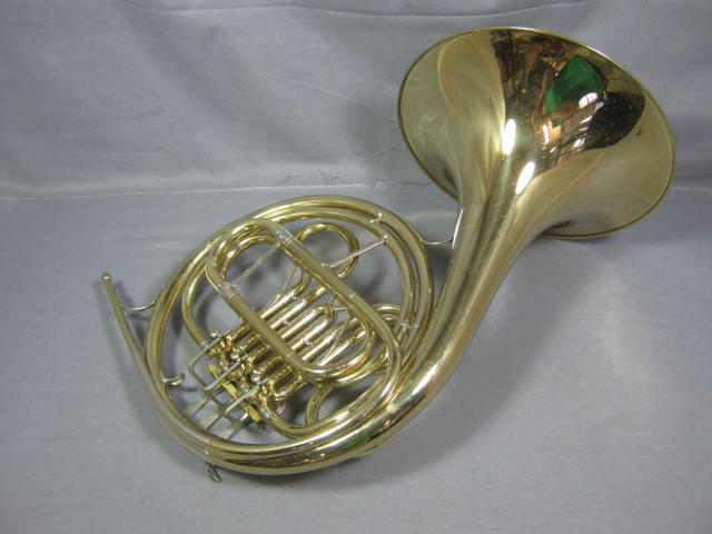 King Single French Horn W/ Conn 2 Mouthpiece Hard Case Music Holder Oil + NR! 3