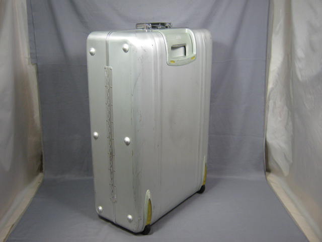 Zero Halliburton 2 Wheel Aluminum Rolling Suitcase Case Luggage 29" x 20" x 10" 1