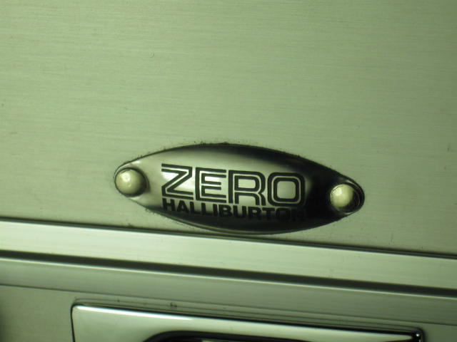 Zero Halliburton 2 Wheel Aluminum Rolling Suitcase Case Luggage 29" x 20" x 10" 6