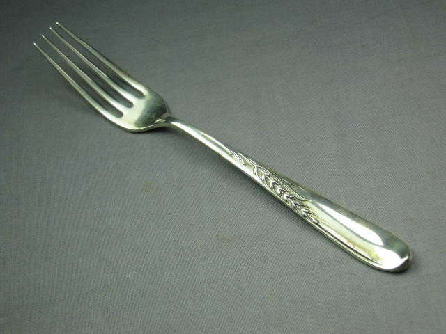 Reed & Barton Sterling Silver Flatware Set Fork Knives Spoon Lot Wheat 453 Grams 3