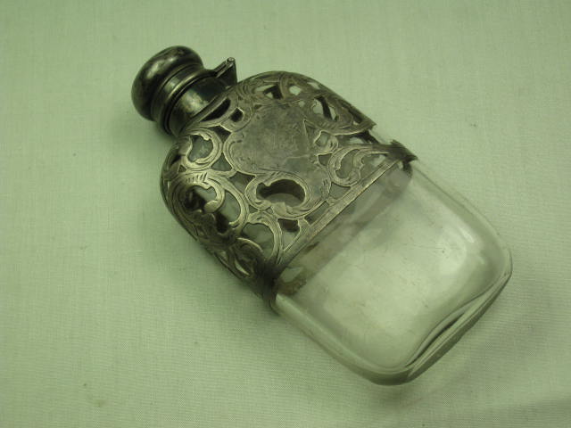 Vtg Antique Sterling Silver Overlay Glass Crystal Whiskey Flask W/Hinged Lid Top 2