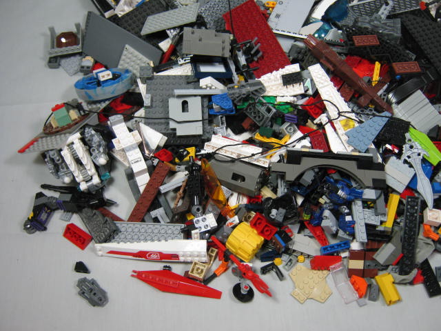 10+/- Lbs Assorted Mixed Bulk LEGO Building Blocks Parts Pieces Pcs Star Wars? + 1