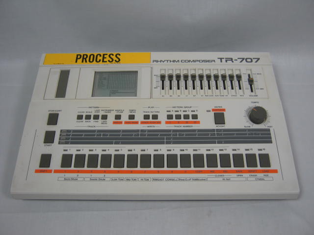 Vtg Roland Model TR-707 Rhythm Composer Digital Drum Machine MIDI W/Manual AC NR 1