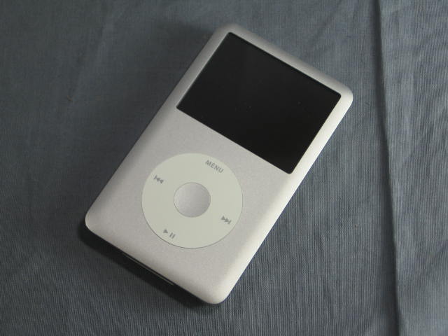 80GB Apple iPod Classic Silver MP3 Music Video Player 3