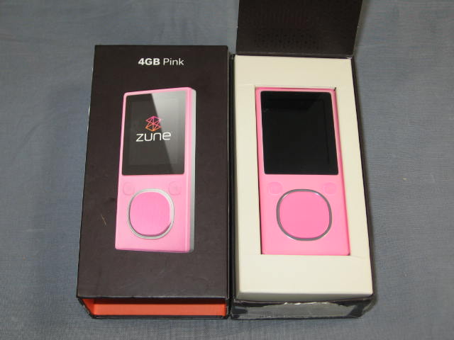 4GB Microsoft Zune Pink MP3 Music Audio Video Player NR 1