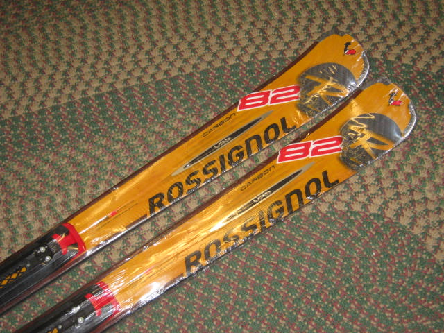 New 2011 Rossignol Avenger 82 Carbon Snow Skis 162cm Axium AXM 120 L Bindings NR 3