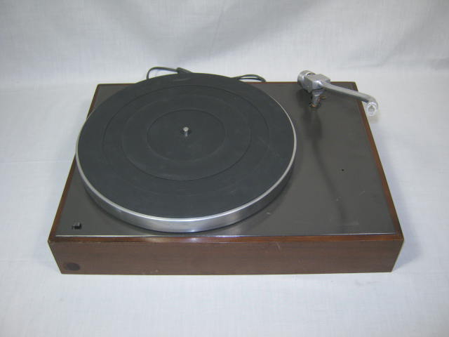 Acoustic Research AR XA Turntable W/ Tonearm Dustcover No Cartridge Parts/Repair 1