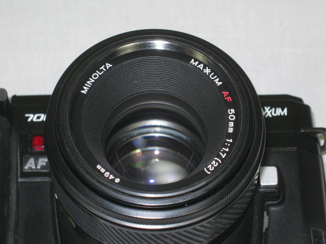 Minolta Maxxum 7000 35mm SLR Film Camera AF 50mm f1.7 Lens Program Back 70 Flash 2