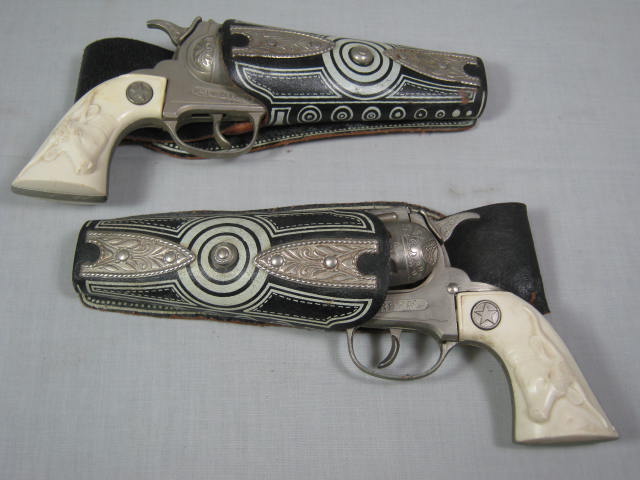 Vtg 1960s Hubley Marshal Matt Dillon Gunsmoke Toy Cap Gun Set Holsters Belt NR! 1