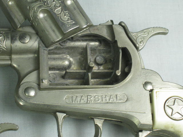 Vtg 1960s Hubley Marshal Matt Dillon Gunsmoke Toy Cap Gun Set Holsters Belt NR! 6