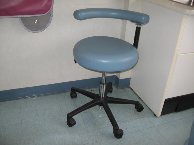 Pelton & Crane Act II Operators Dental Stool Chair NR