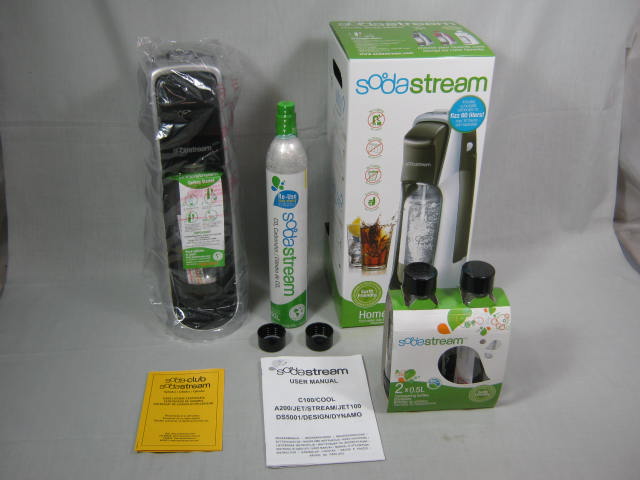 NEW Black SodaStream A200 Jet Home Soda Maker Machine W/2 Bottles CO2 Carbonator