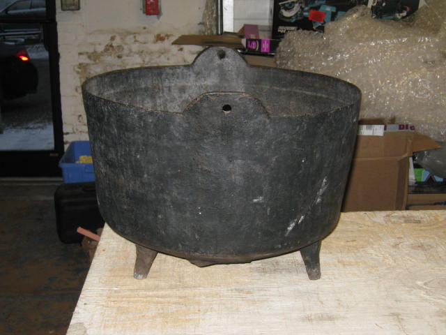 Vtg Antique Primitive Black Cast Iron Cauldron Cooking Cook Wash Pot Kettle NR! 1