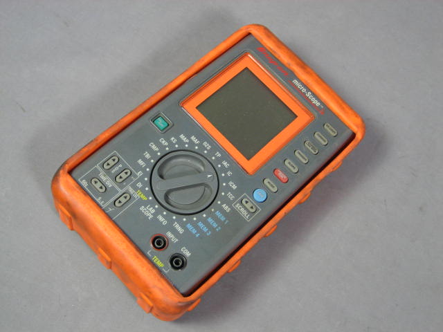 Snap-On Tools EEOS300A Micro-Scope Oscilloscope W/ Case 2