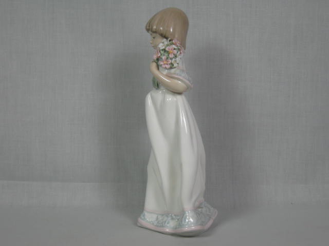 LLadro 1987 Spring Bouquets Girl With Flowers Porcelain Figurine #7603 No Res! 3