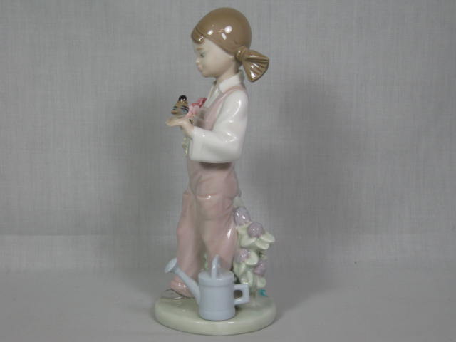 Lladro Spring Garden Girl With Flowers & Bird Porcelain Figurine #5217 No Res! 5