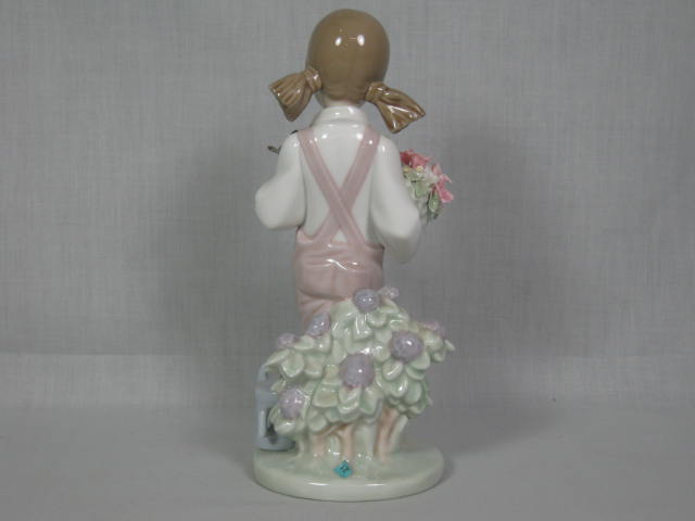 Lladro Spring Garden Girl With Flowers & Bird Porcelain Figurine #5217 No Res! 7