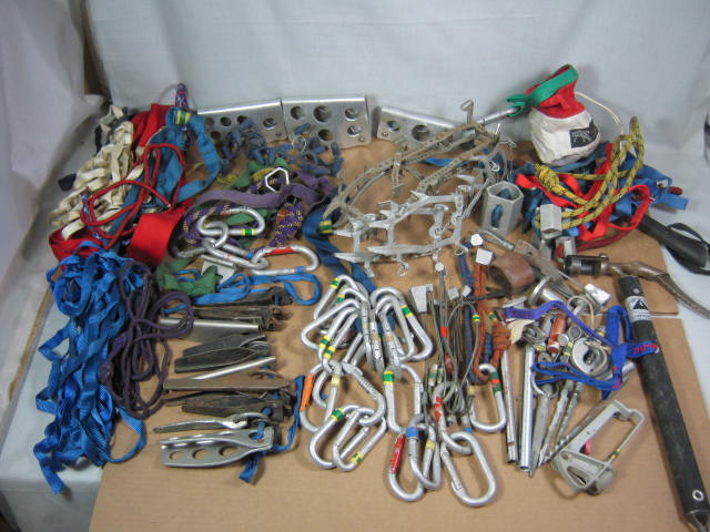 Mountain Ice Climbing Gear Tools Lot Carabiners Wall Axes Hammers Pitons Ropes