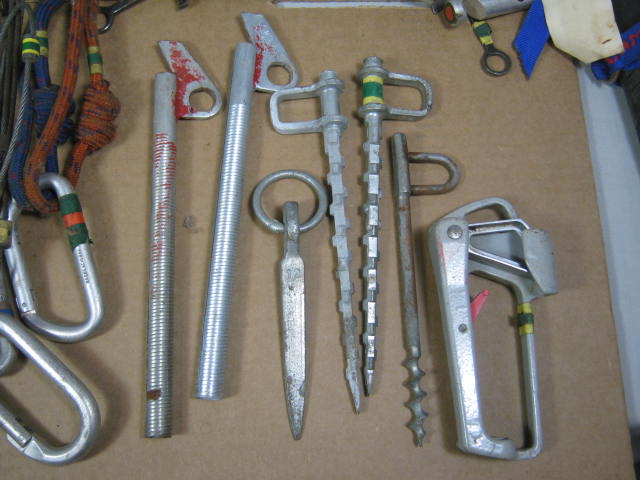 Mountain Ice Climbing Gear Tools Lot Carabiners Wall Axes Hammers Pitons Ropes 1