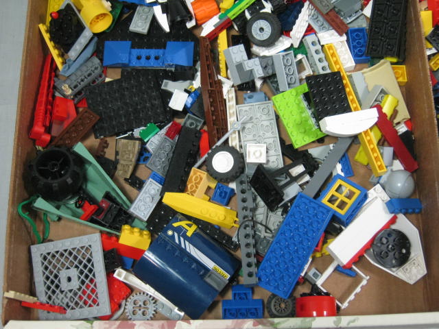11 Lbs Pounds Lego Building Blocks Ship Vehicle Pieces Wholesale Lot No Reserve! 11