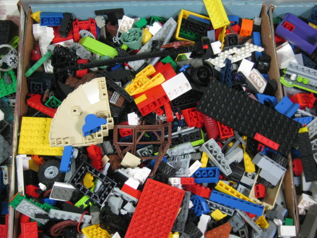 11 Lbs Pounds Lego Building Blocks Ship Vehicle Pieces Wholesale Lot No Reserve! 12