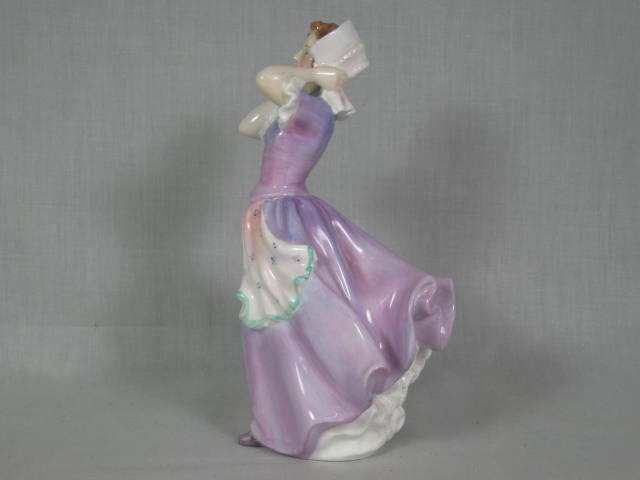 Vintage 1953-59 Royal Doulton Porcelain Betsy Figurine HN2111 No Reserve Price! 5