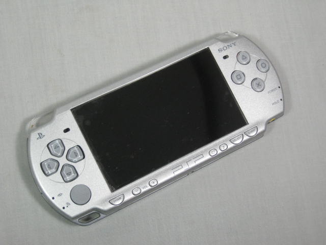 Silver Sony PSP 2001 Portable Handheld Console System +Charger Case Games UMD NR 1