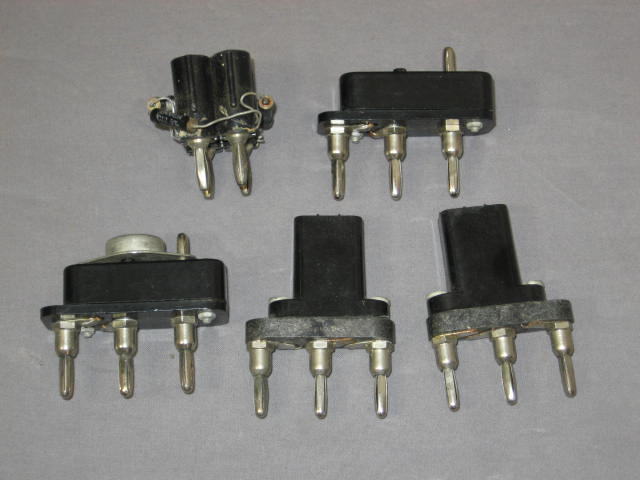 Tektronix Type 575 Transistor Curve Tracer W/ Adaptors 7