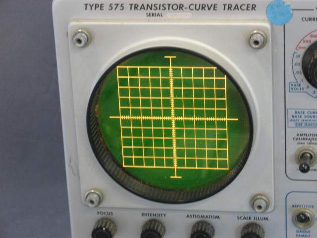 Tektronix Type 575 Transistor Curve Tracer W/ Adaptors 16
