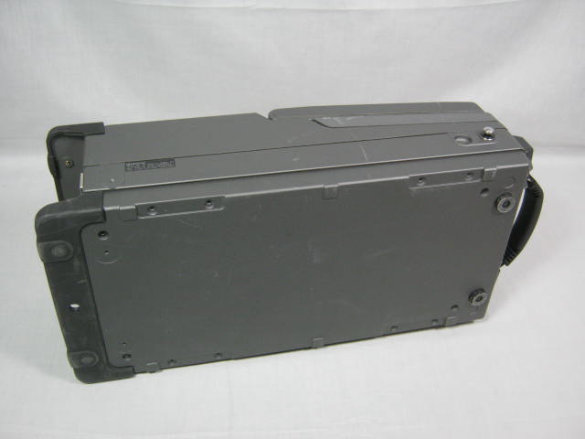 Sony DNW-A25TI Betacam SX Portable Digital Videocassette Recorder Player +Manual 7