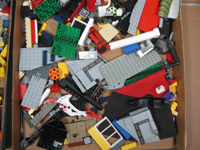 13 Pounds Lbs Lego Buildings Sets Bricks Blocks Pieces Ships Vehicles Lot NO RES 12