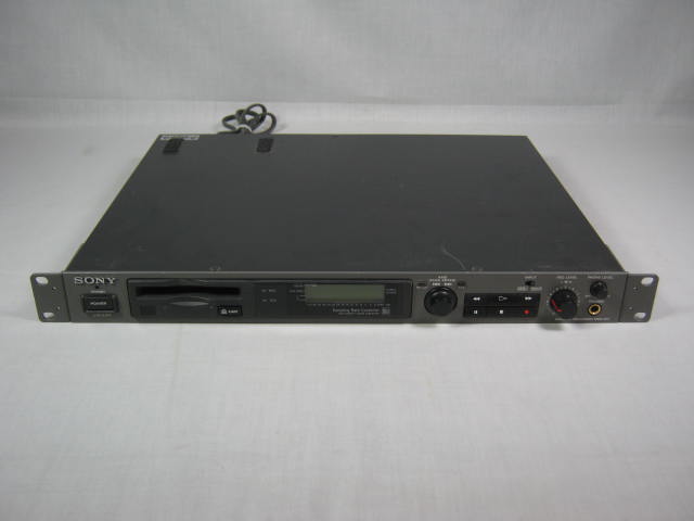 Sony MDS-E11 Professional Rackmount MD MiniDisc Player Recorder Deck NO RESERVE!