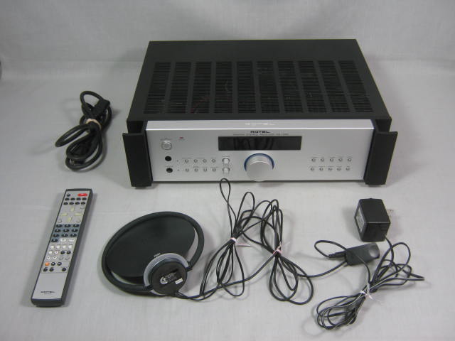 Rotel RX-1052 AM/FM Stereo Receiver + RR-AT95 Remote Terk Pi B Amplified Antenna