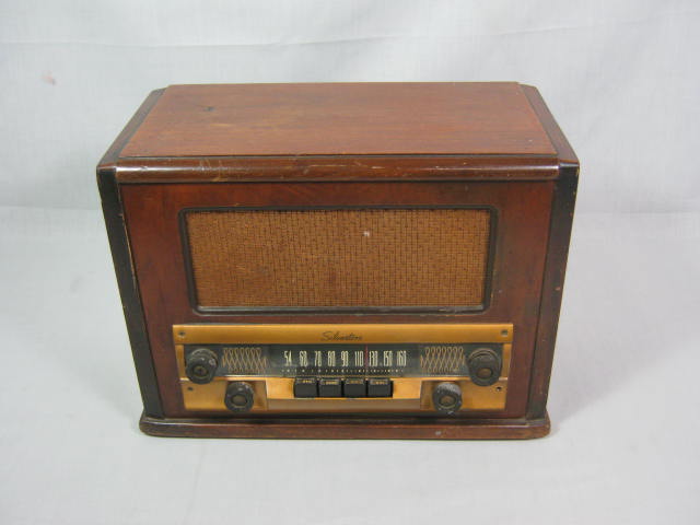 Vtg 40s Sears & Roebuck Silvertone Wood Wooden Cabinet AM Tube Radio 101-808-1C