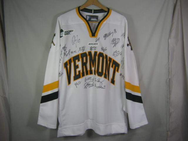 RARE! University of Vermont UVM Catamounts 2010-2011 Team Signed Hockey Jersey