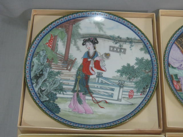 12 Imperial Jingdezhen Porcelain Plate Collection Beauties of the Red Mansion NR 1