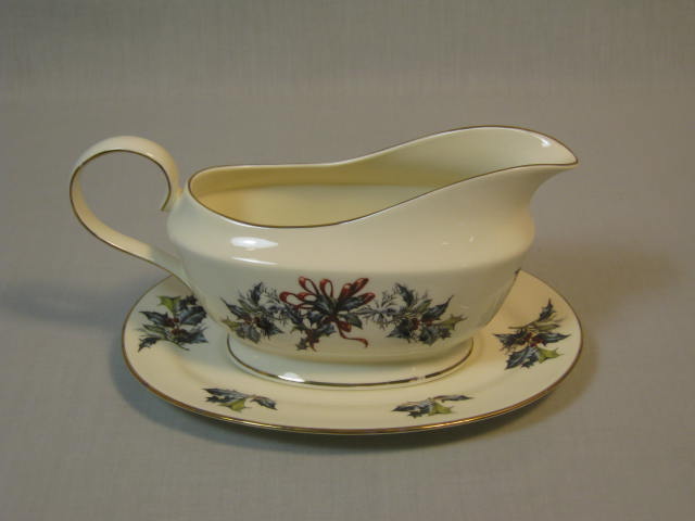 Lenox Winter Greetings American Home Gravy Boat W/ Underplate Catherine McClung