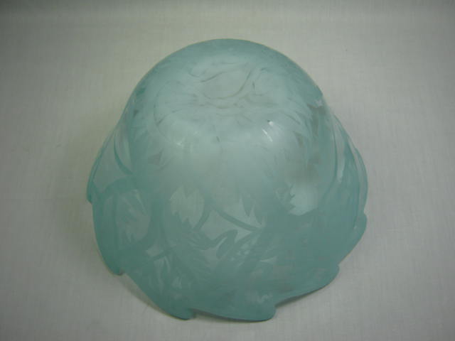 83 Marialyce Hawke Phoenix Studio Bearded Iris Intaglio Engraved Art Glass Bowl 3