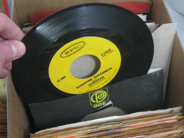 Huge Mixed Lot 230 Vtg 45 Record Albums 50s 60s 70s Rock N Roll Beatles Elvis ++ 16