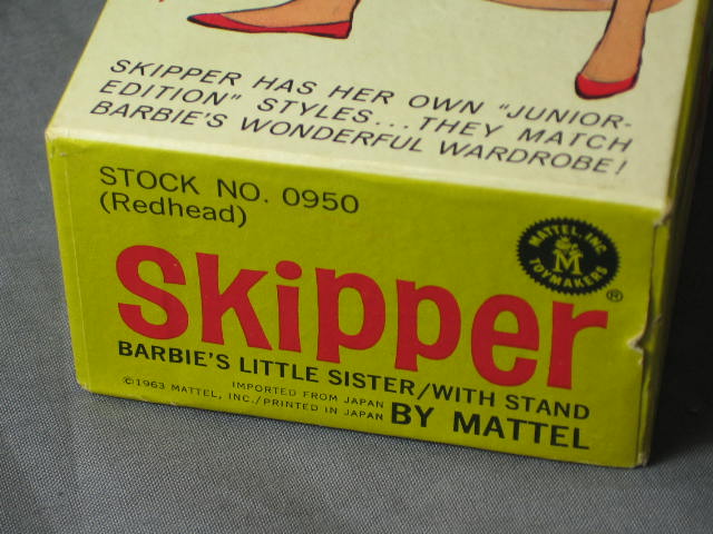 7 Vintage Barbie Skipper Midge Dolls Clothes +Cases Lot 16