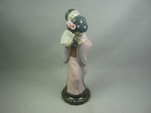 Vtg Lladro Chrysanthemum Japanese Geisha Girl Woman W/Fan #4990 Glazed Retired